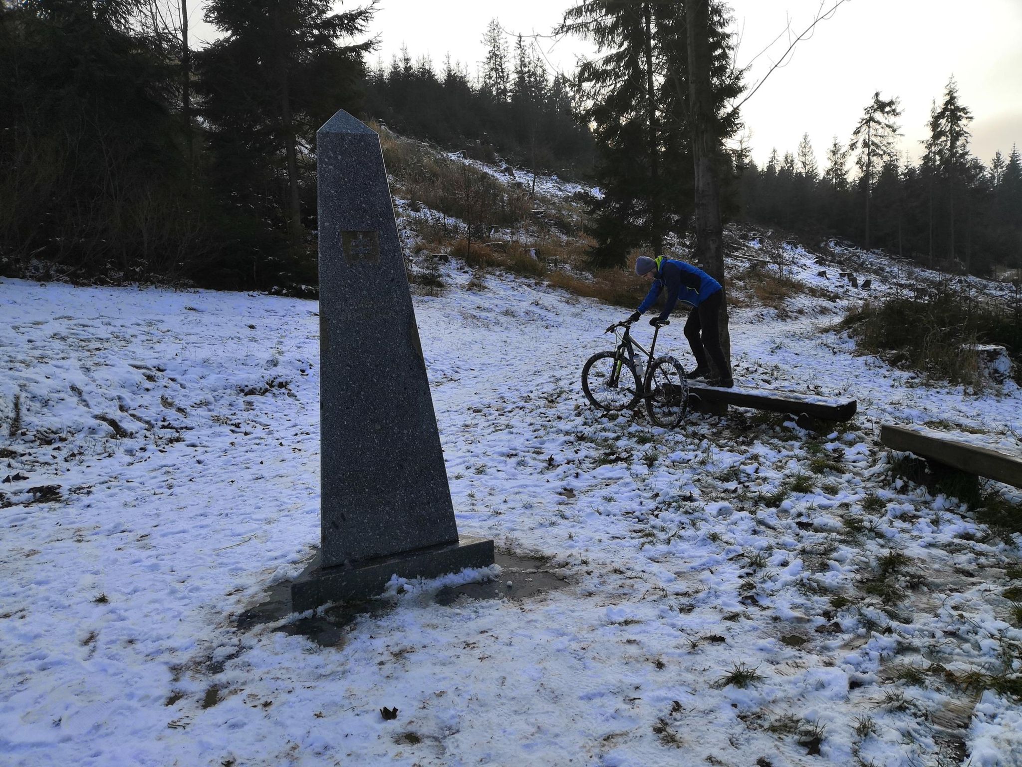 Oficiálny stĺp s trojmedzím