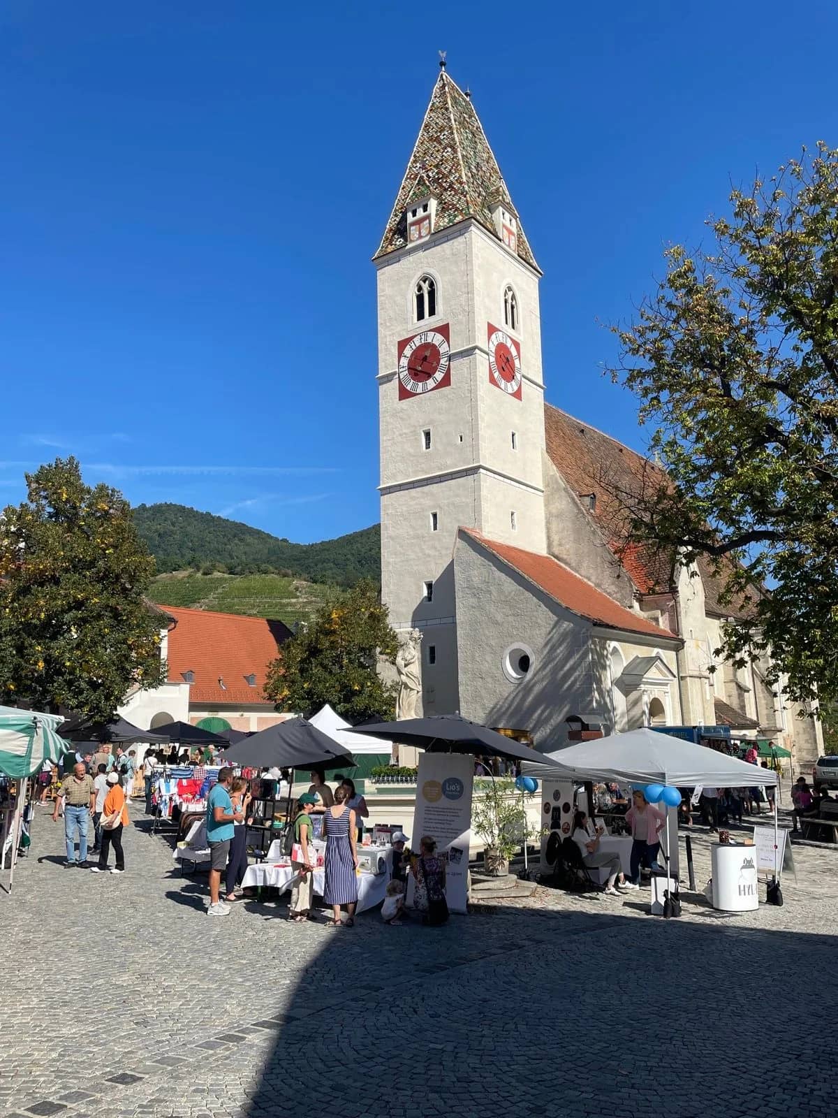Kostol a slávnosť v Spitzi