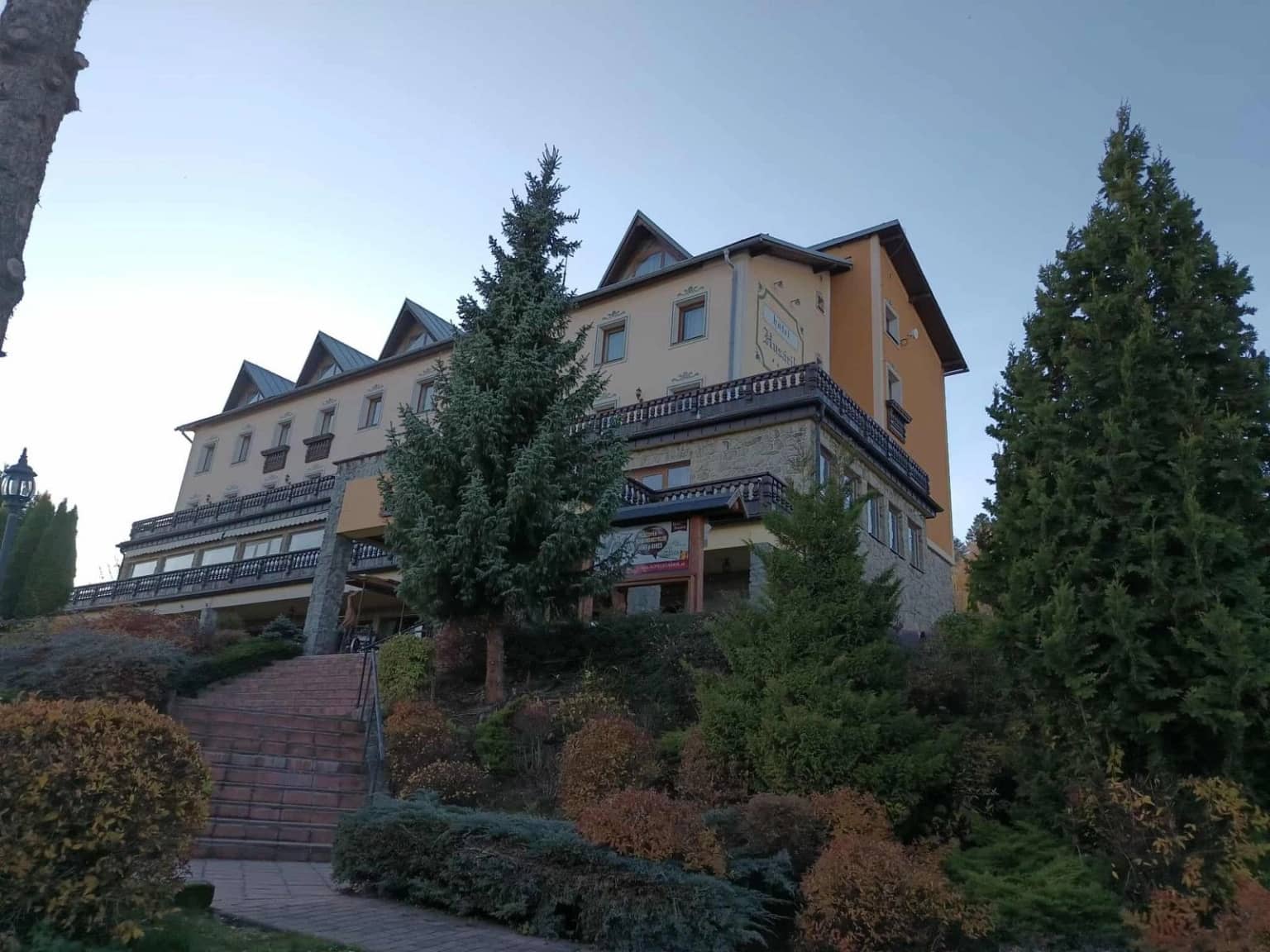Hotel Husárik