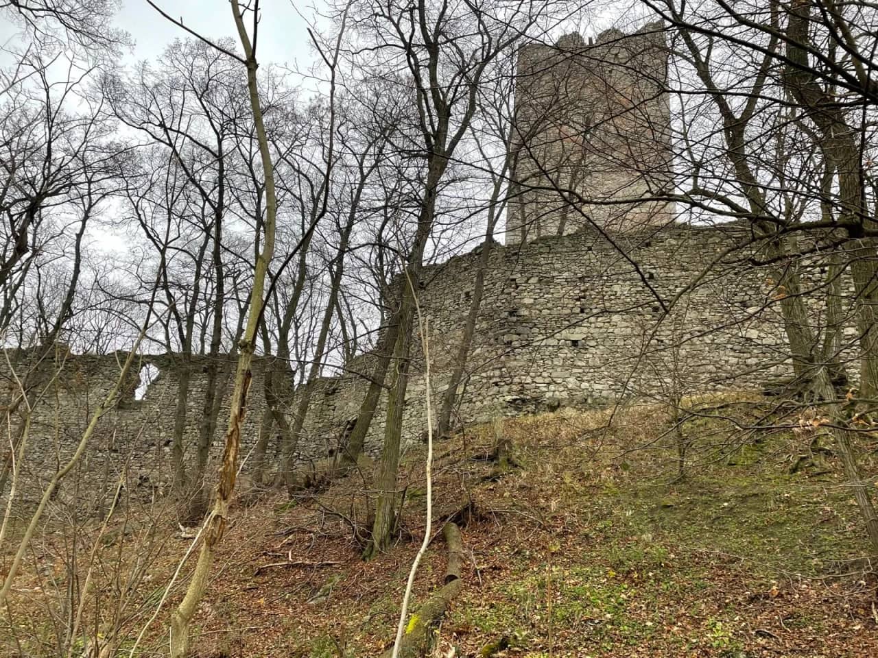 10 hrad