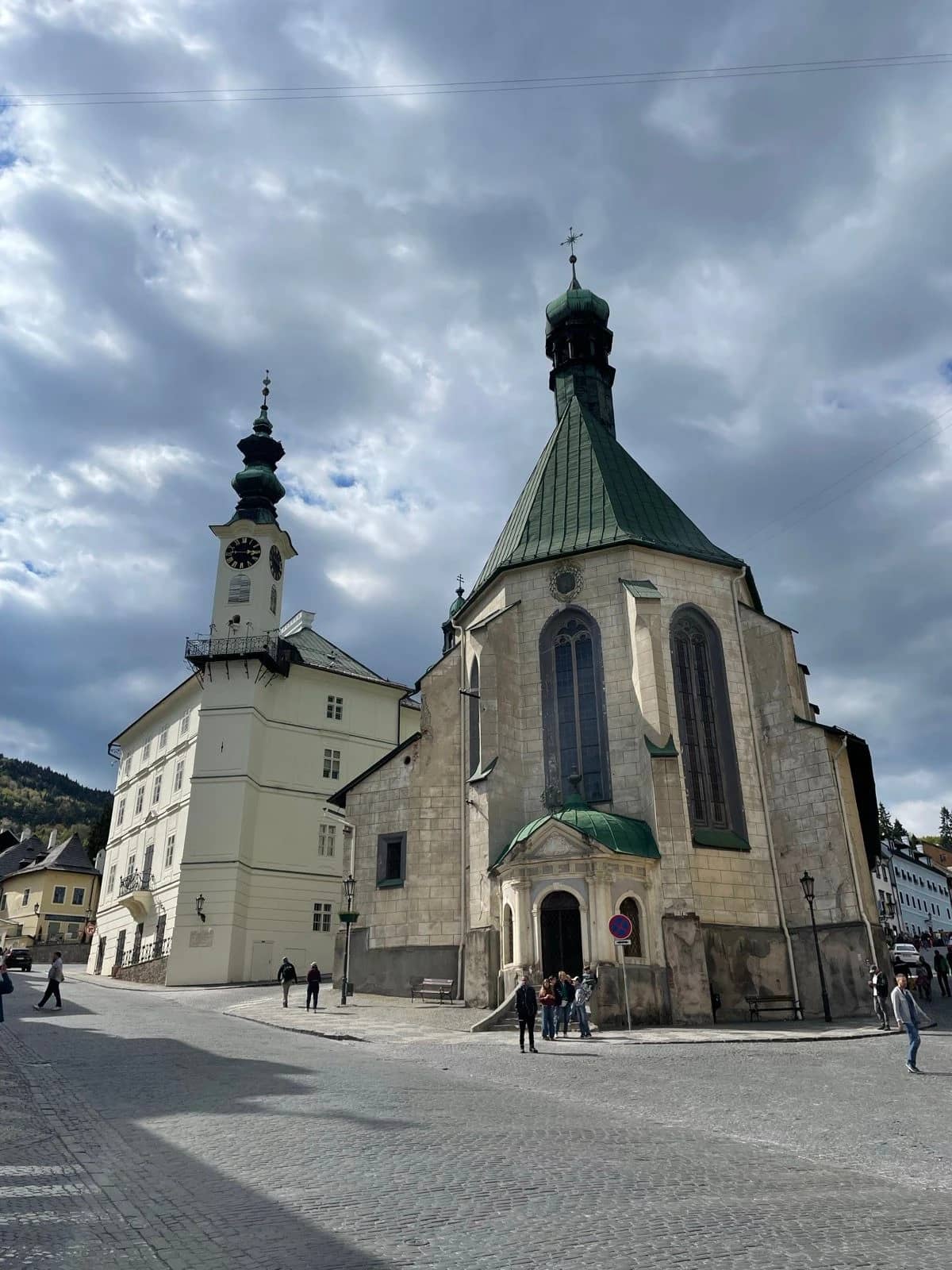 Kostol sv. Kataríny z boku
