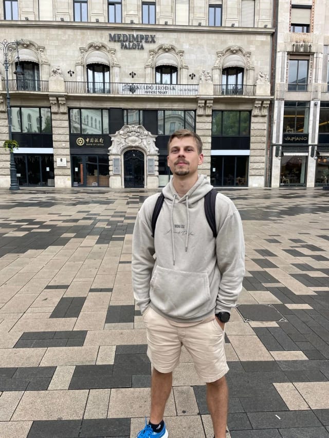 1 ja