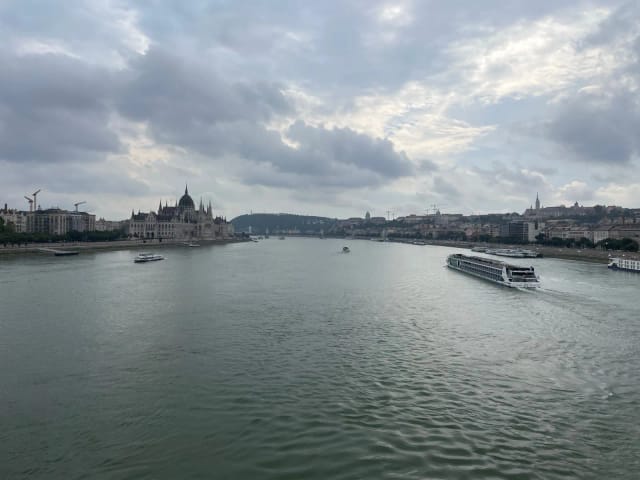 5 parlament