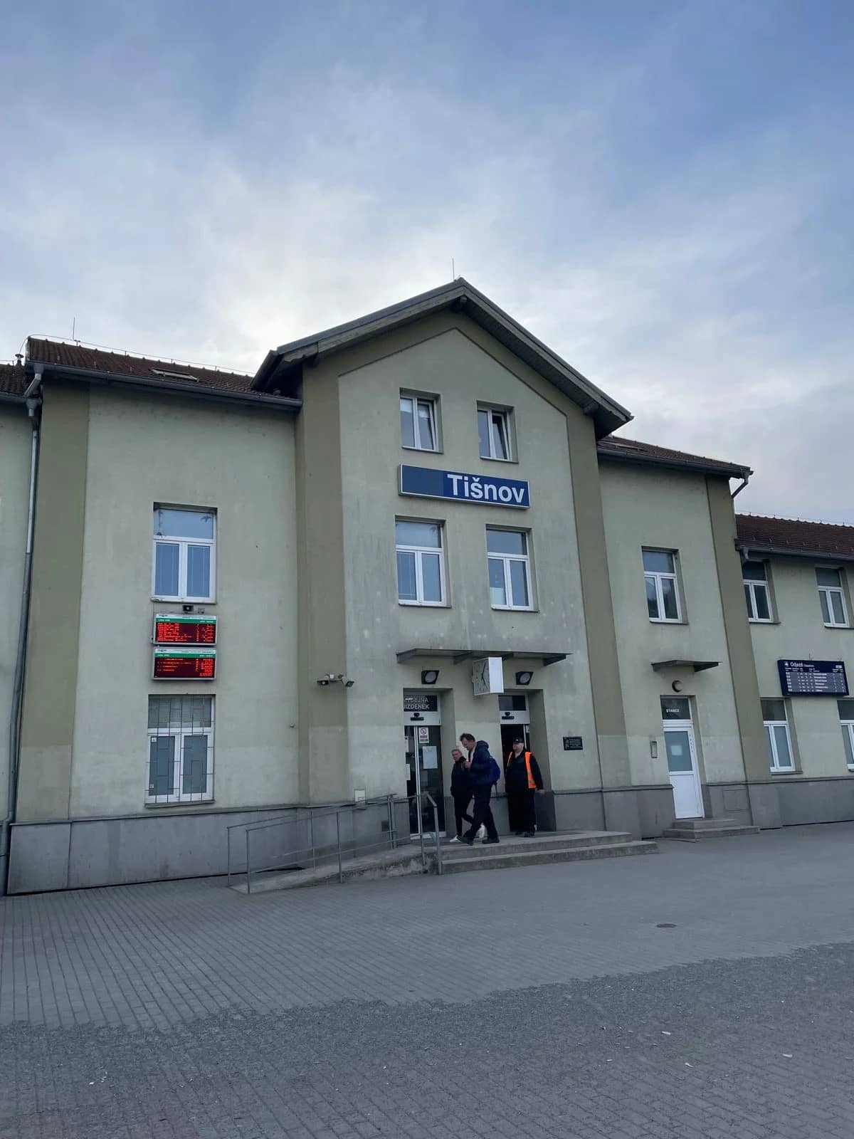 Stanica Tišnov, koniec výletu