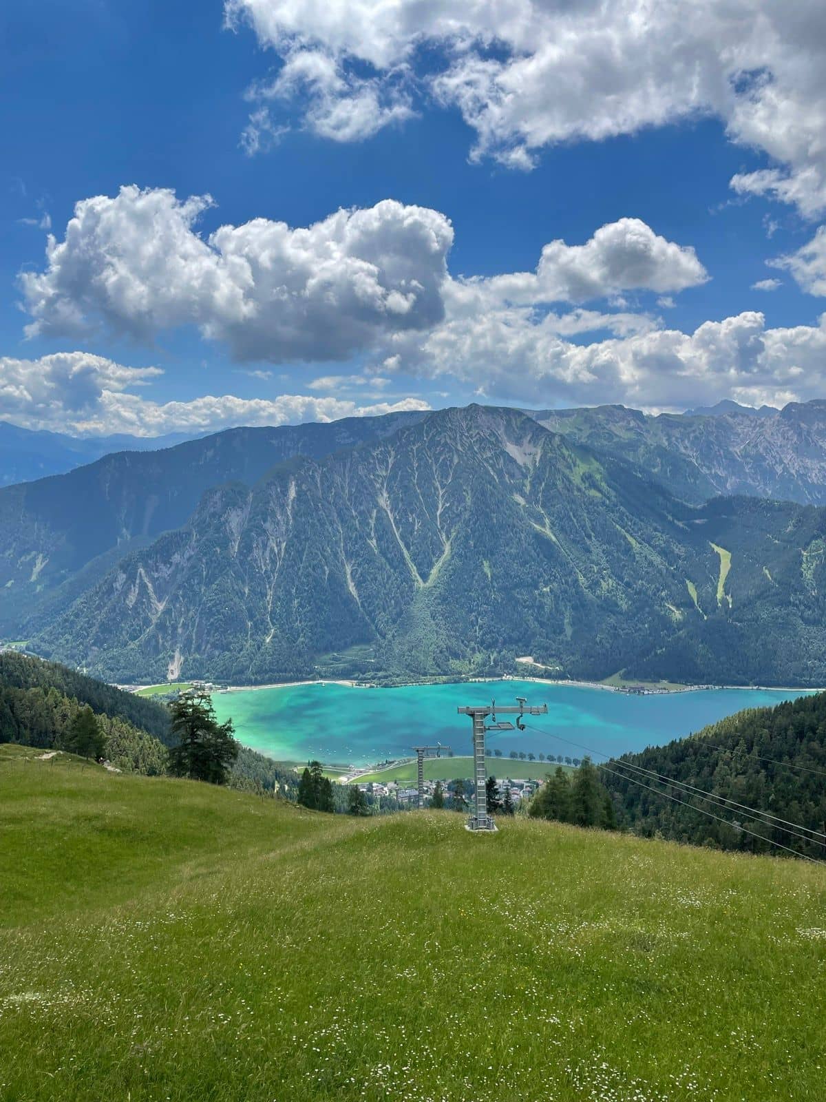 Výhľad na Achensee z výšky