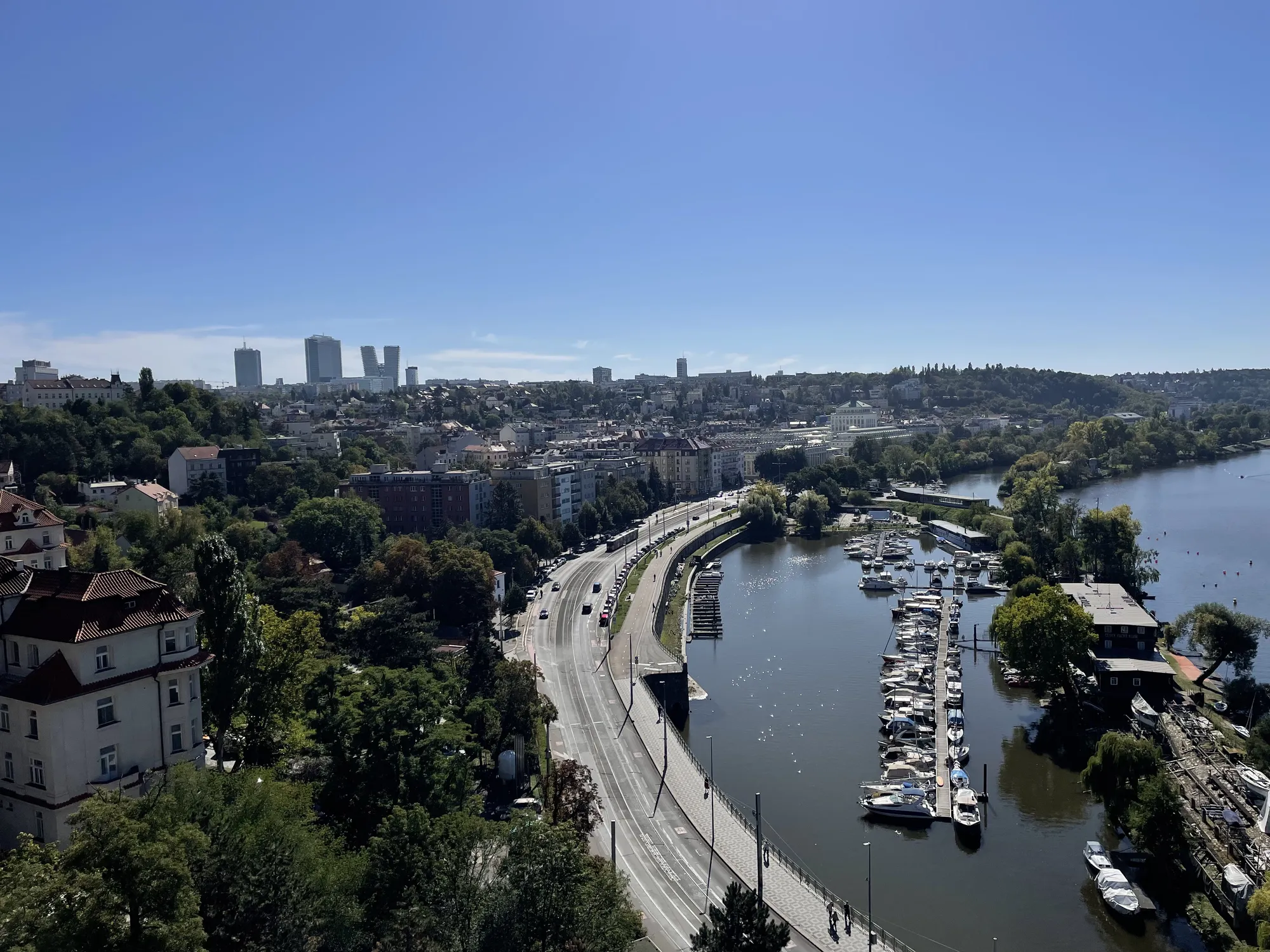 Výhľad na Vltavu z Vyšehradu